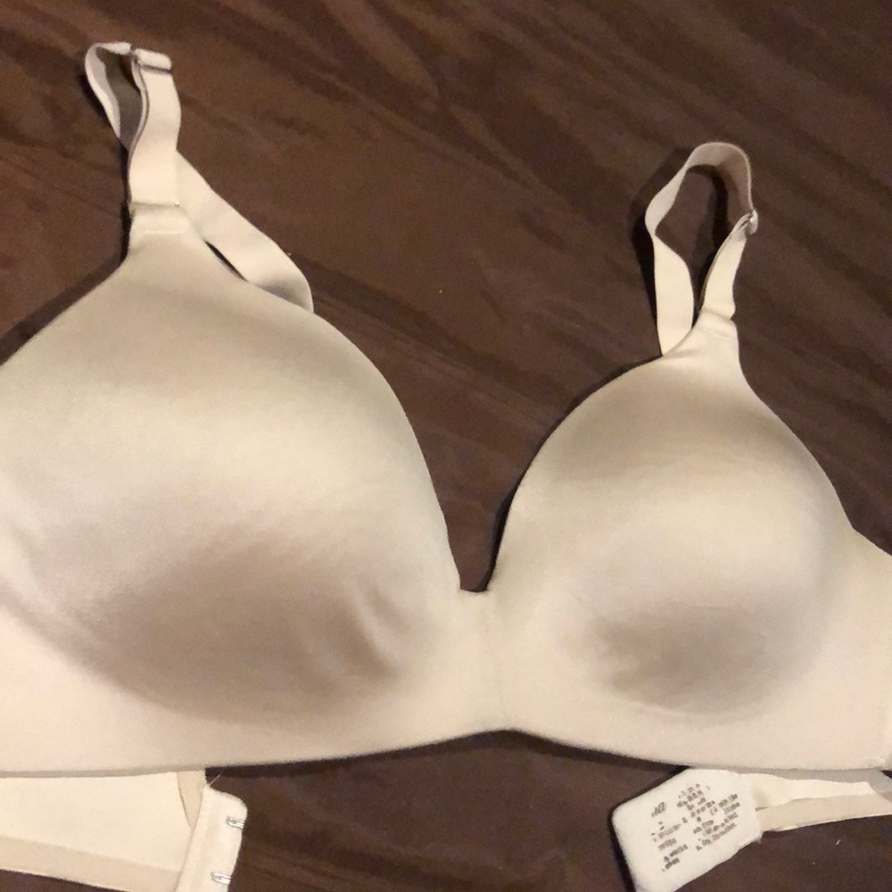 Lightly padded bra - Picture 2 of 4